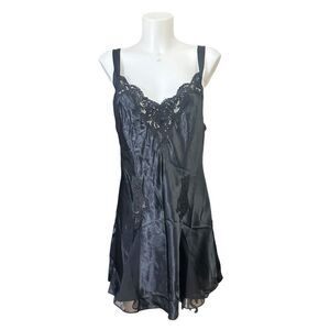 Victoria’s Secret Black Satin Mini Slip Dress Lace‎ V Neck trims large Vintage